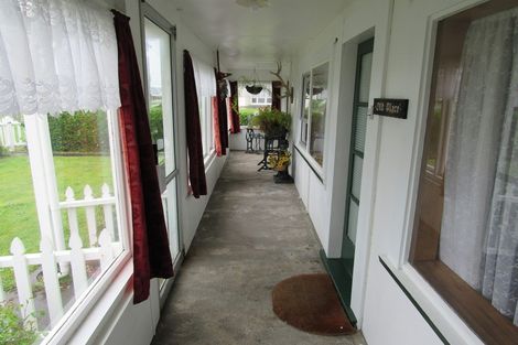 Photo of property in 49 Ngatai Street, Manaia, 4612