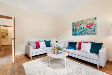 Photo of property in 117a Glenmore Street, Kelburn, Wellington, 6012