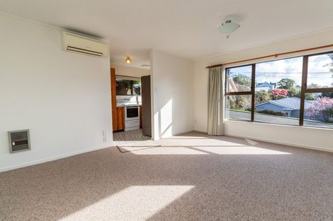 Photo of property in 28a Farm Road, Northland, Wellington, 6012