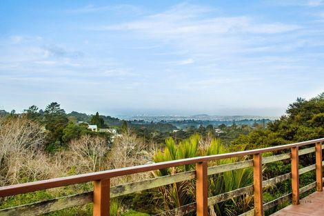 Photo of property in 1010 Scenic Drive North, Swanson, Auckland, 0816