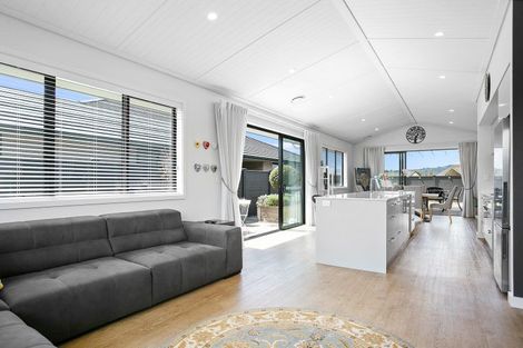 Photo of property in 7 Lewis Way, Cambridge, 3434