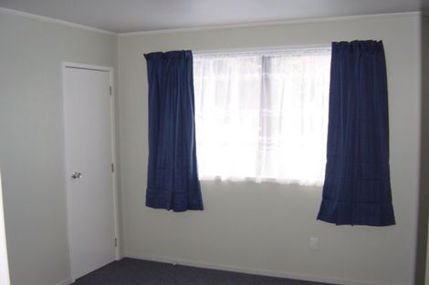 Photo of property in 12 Edwin Freeman Place, Ranui, Auckland, 0612