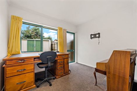 Photo of property in 18 Sample Road, Albany, Auckland, 0632