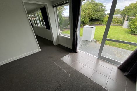 Photo of property in 8 Mackworth Street, Woolston, Christchurch, 8062