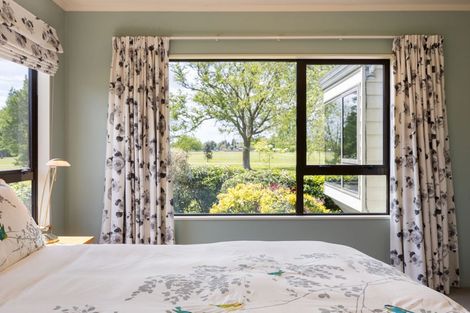 Photo of property in 8 Rimmington Drive, Hamilton Lake, Hamilton, 3204