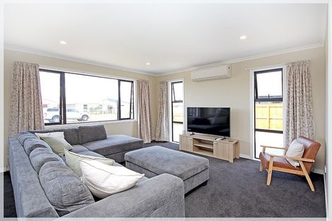 Photo of property in 5 Story Street, Foxton Beach, Foxton, 4815