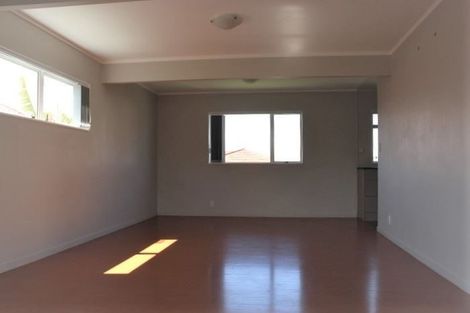 Photo of property in 2/10 Rewa Street, New Lynn, Auckland, 0600