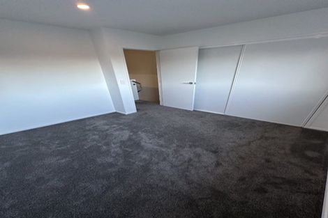 Photo of property in 4/61 Matipo Road, Te Atatu Peninsula, Auckland, 0610