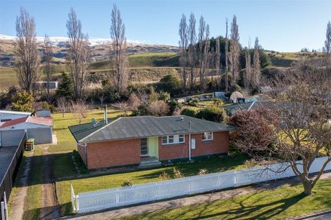 Photo of property in 9 Tamblyn Drive, Lake Roxburgh Village, Roxburgh, 9571