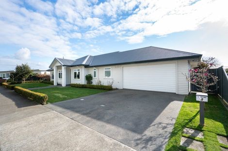 Photo of property in 8 Te Heipora Place, Havelock North, 4130