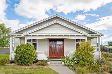 Photo of property in 11 Totara Drive, Twizel, 7901