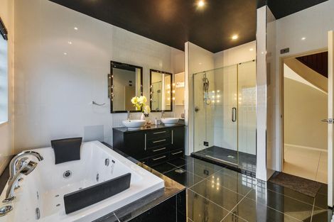 Photo of property in 9 Elias Court, The Gardens, Auckland, 2105