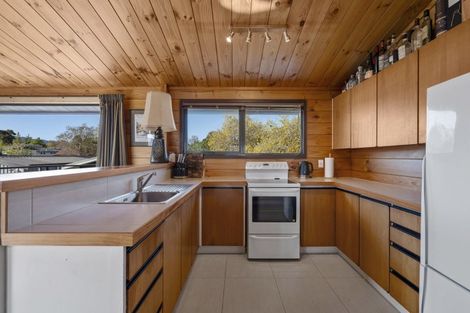 Photo of property in 8 Keitha Place, Kinloch, Taupo, 3377