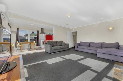Photo of property in 26 Tiraumea Drive, Pakuranga, Auckland, 2010