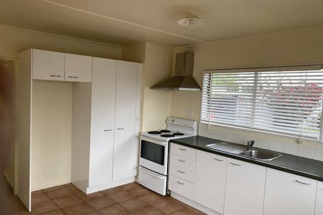 Photo of property in 1/332 Rangatira Road, Beach Haven, Auckland, 0626