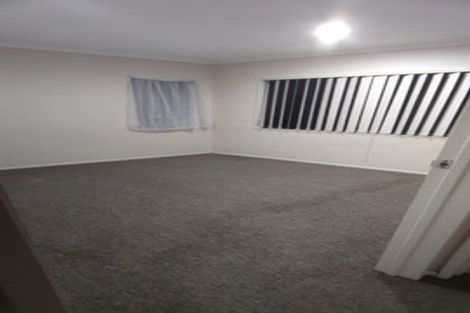 Photo of property in 16 Carrick Glen Avenue, Flat Bush, Auckland, 2019