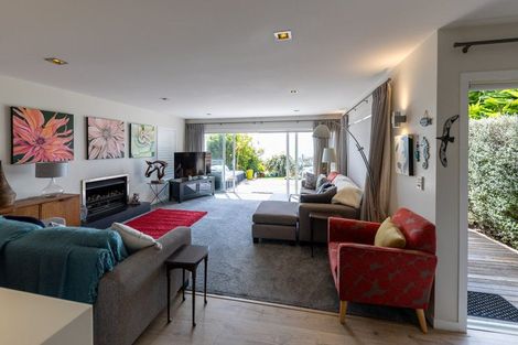 Photo of property in 7a Torkar Road, Clarks Beach, 2122