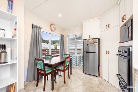 Photo of property in 51 Dover Road, Wainuiomata, Lower Hutt, 5014