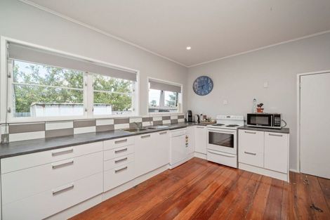 Photo of property in 377a Waihi Road, Normanby, Hawera, 4614