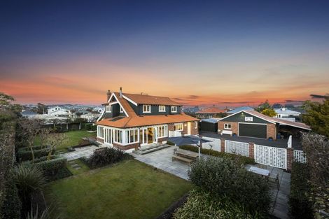 Photo of property in 370 Bay View Road, Saint Clair, Dunedin, 9012