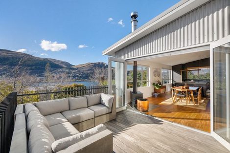 Photo of property in 240 Peninsula Road, Kawarau Falls, Queenstown, 9300
