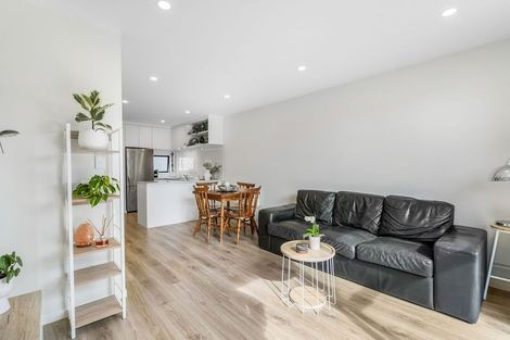 Photo of property in 35 Ivy Nola Way, Henderson, Auckland, 0612