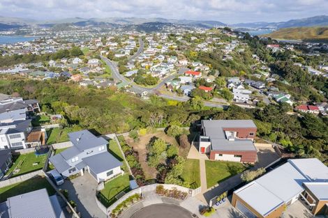 Photo of property in 7 Lily Close, Camborne, Porirua, 5026