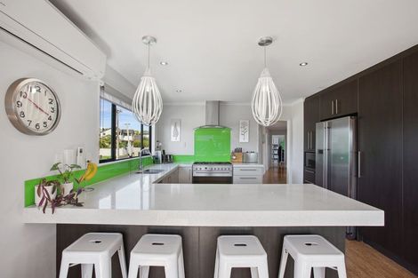 Photo of property in 21 Waller Avenue, Bucklands Beach, Auckland, 2012