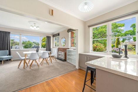 Photo of property in 2 Squires Place, Awapuni, Palmerston North, 4412