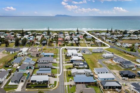 Photo of property in 16 Surfers Avenue, Waihi Beach, 3611
