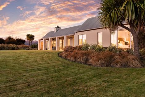 Photo of property in 24 Briar Bank Drive, Wanaka, 9305