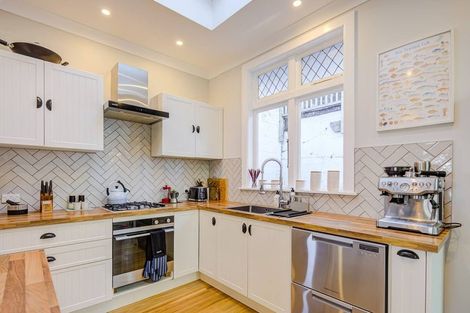 Photo of property in 565 Broadway, Miramar, Wellington, 6022