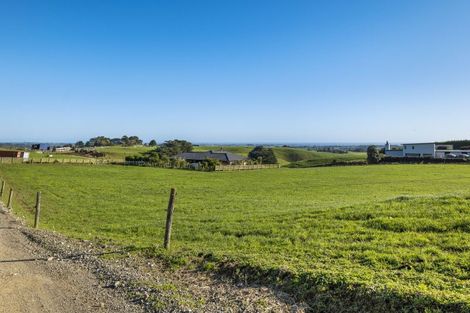 Photo of property in 890a Otaraoa Road, Tikorangi, Waitara, 4383