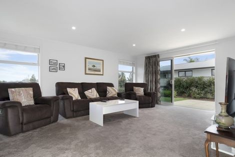 Photo of property in 8c Gane Place, Omokoroa, 3114