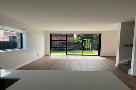 Photo of property in 3 Pataka Way, Mount Roskill, Auckland, 1041