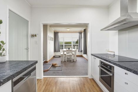 Photo of property in 7 Ovenden Street, Owaka, 9535