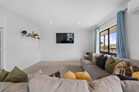 Photo of property in 1 Jasmine Avenue, Dinsdale, Hamilton, 3204