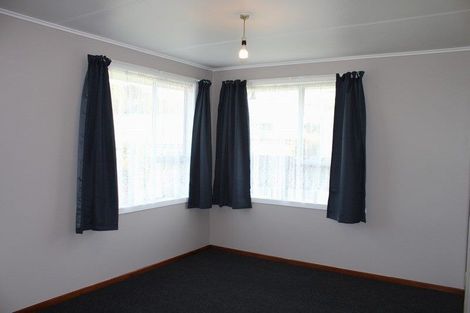 Photo of property in 143 Miranda Street, Stratford, 4332