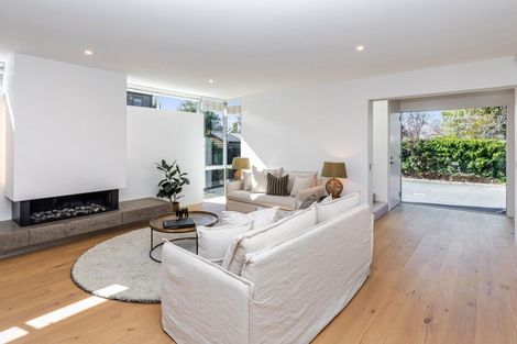 Photo of property in 39a Hamilton Avenue, Ilam, Christchurch, 8041