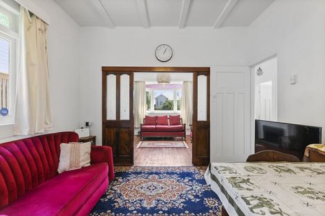 Photo of property in 18 Leslie Avenue, Sandringham, Auckland, 1025