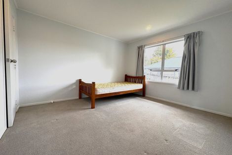 Photo of property in 20 Camphora Place, Ranui, Auckland, 0612