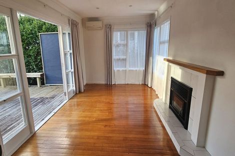 Photo of property in 17 Ellen Avenue, Hillcrest, Auckland, 0627