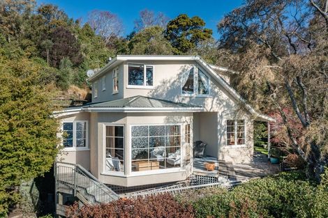 Photo of property in 1 Howard Street, Macandrew Bay, Dunedin, 9014