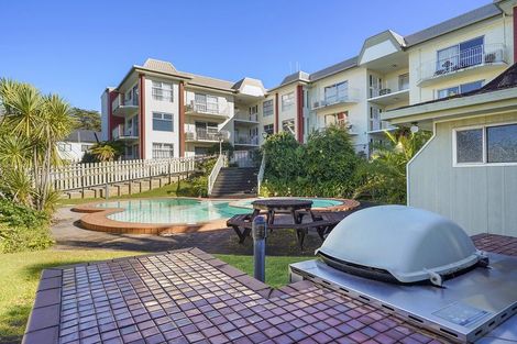 Photo of property in 2/10 Hunter Street, Hamilton Lake, Hamilton, 3204