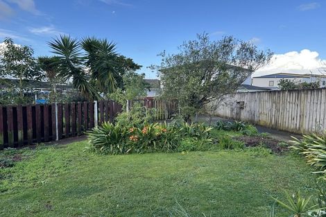 Photo of property in 25 Ramsey Street, Papatoetoe, Auckland, 2025