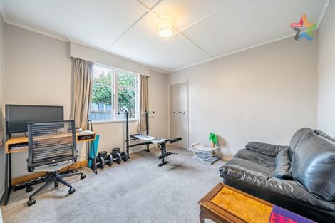 Photo of property in 4 Tui Grove, Elderslea, Upper Hutt, 5018