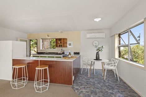 Photo of property in 35 Lorenzen Bay Road, Raglan, 3225