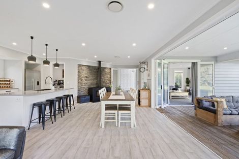 Photo of property in 1557 Waiuku Road, Waiuku, 2681