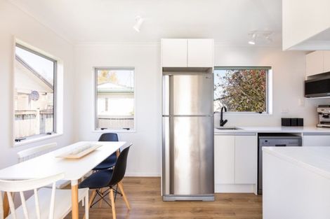 Photo of property in 38b Moore Street, Leamington, Cambridge, 3432