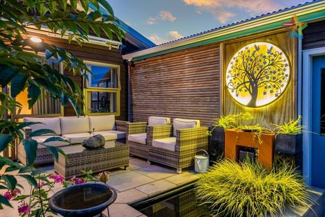 Photo of property in 27 Holyoake Crescent, Avalon, Lower Hutt, 5011